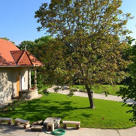 Hotel Turjan Vendeghaz Erdőbénye Exterior foto