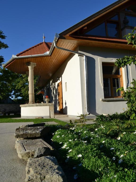 Hotel Turjan Vendeghaz Erdőbénye Exterior foto
